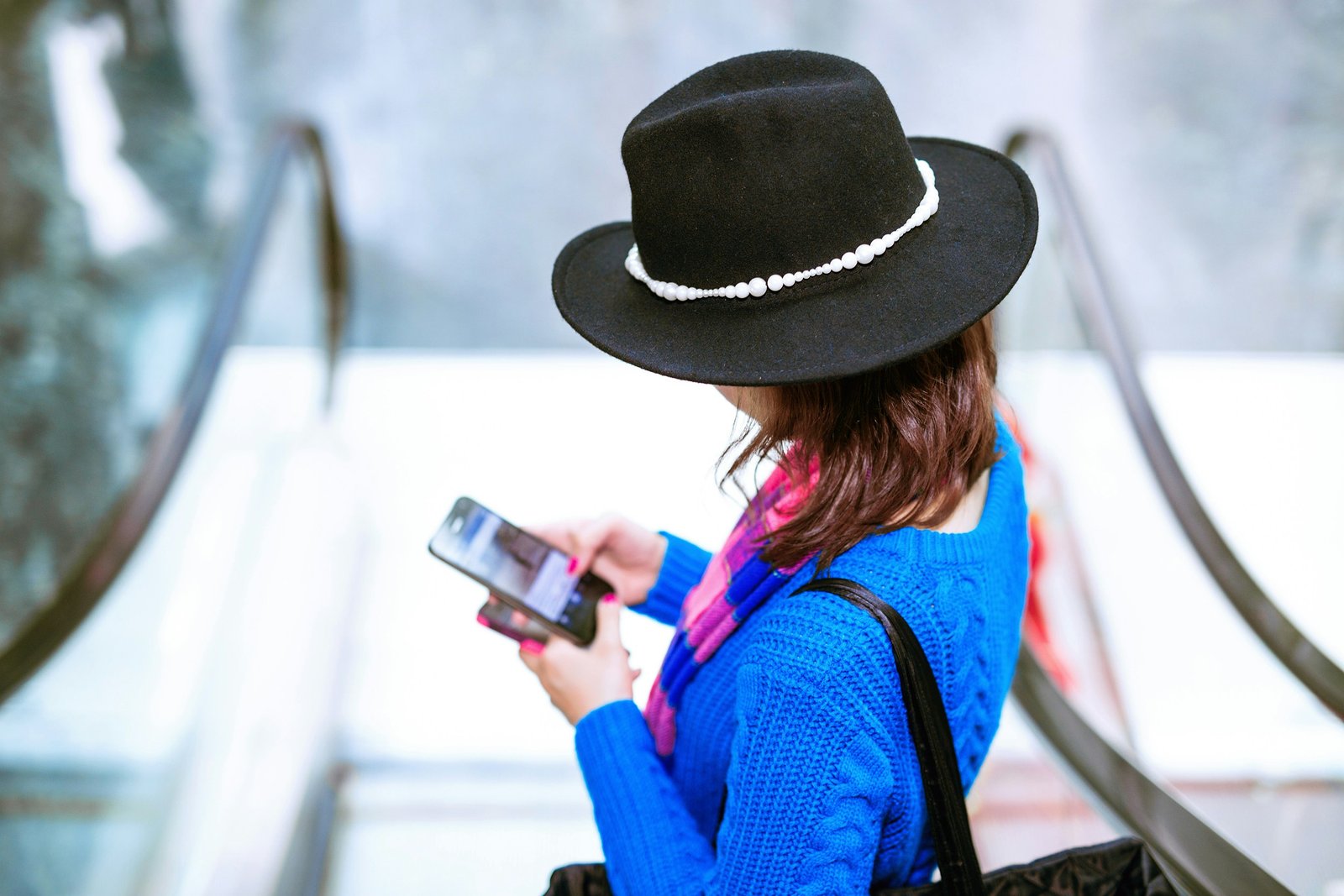 How can you protect a mobile device while traveling